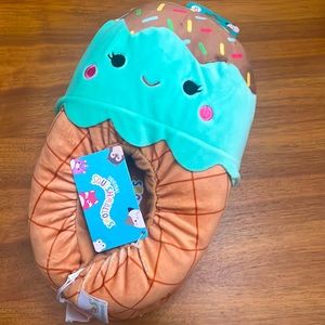 NWT Kelly Toy Ice Cream Squishmallow Slippers